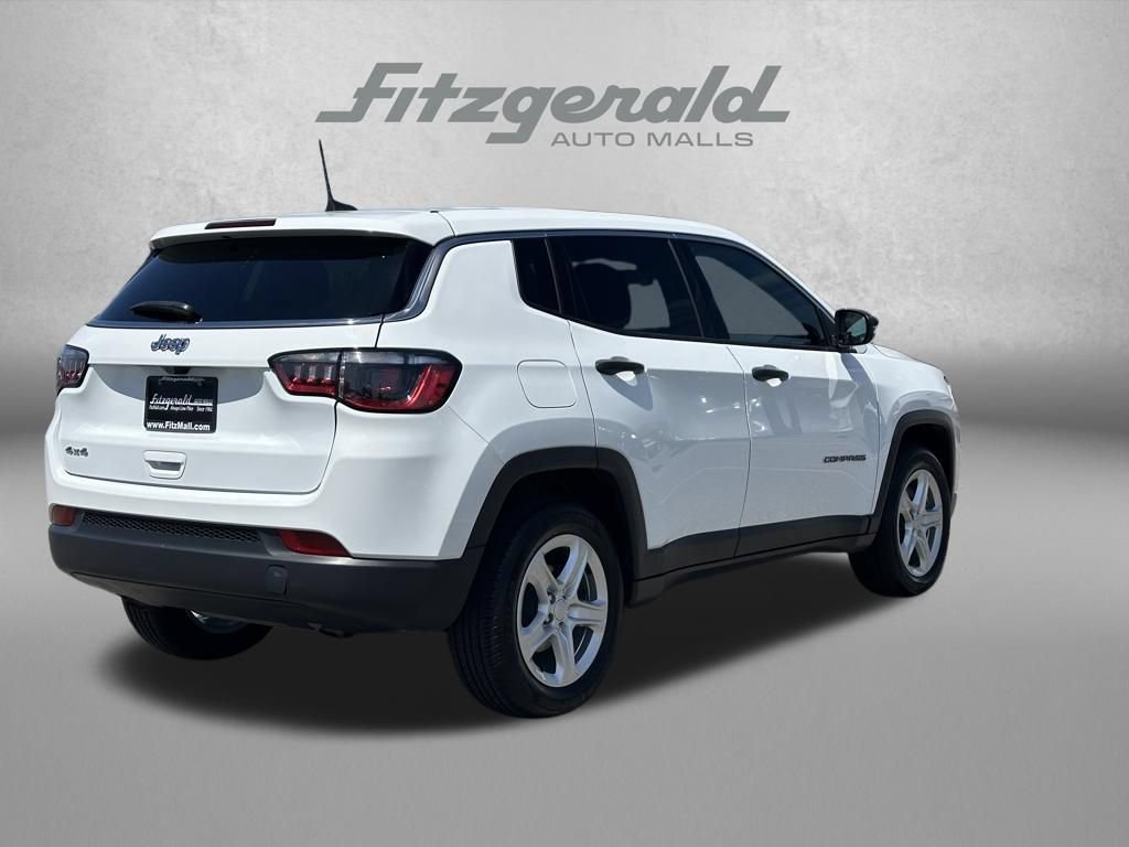 Used 2023 Jeep Compass Sport AWD/4WD image 5