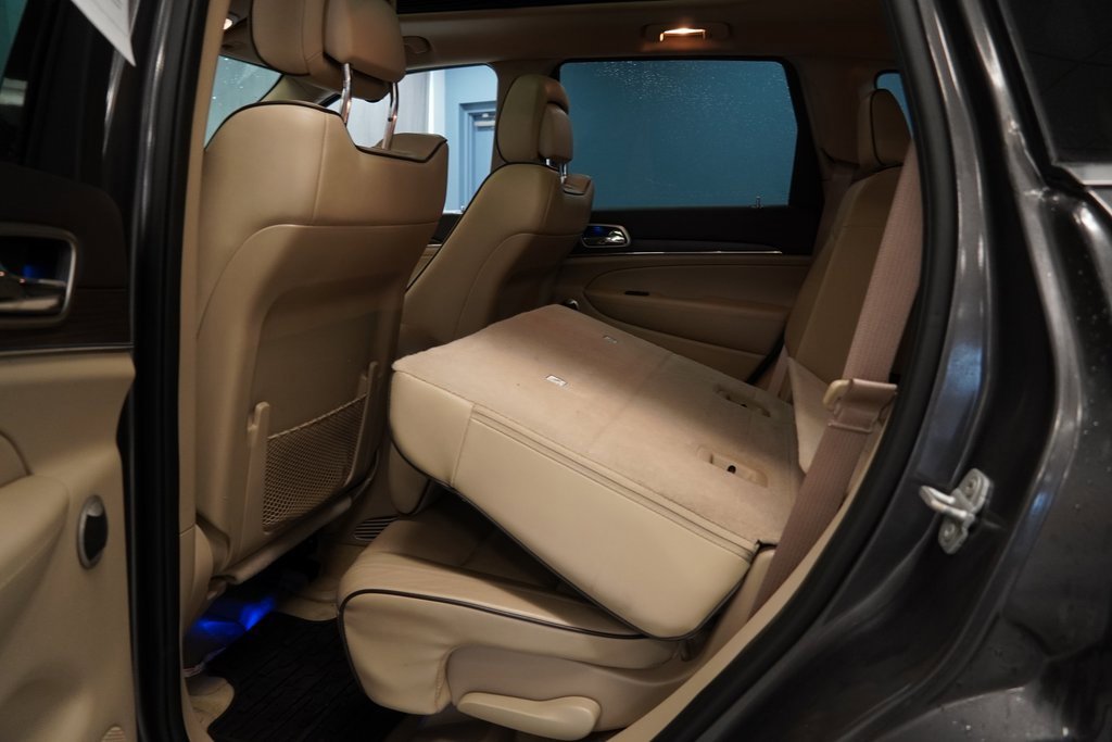 Used 2013 Dodge Grand Caravan SE image 22
