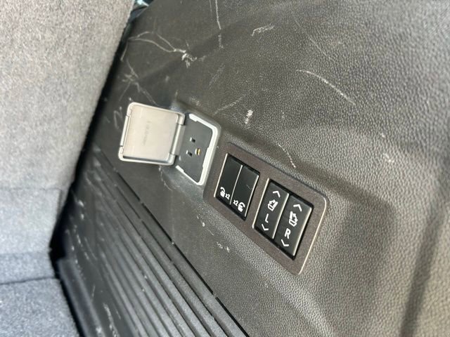 Used 2023 Chevrolet Tahoe High Country w/ Premium Package 2 image 66