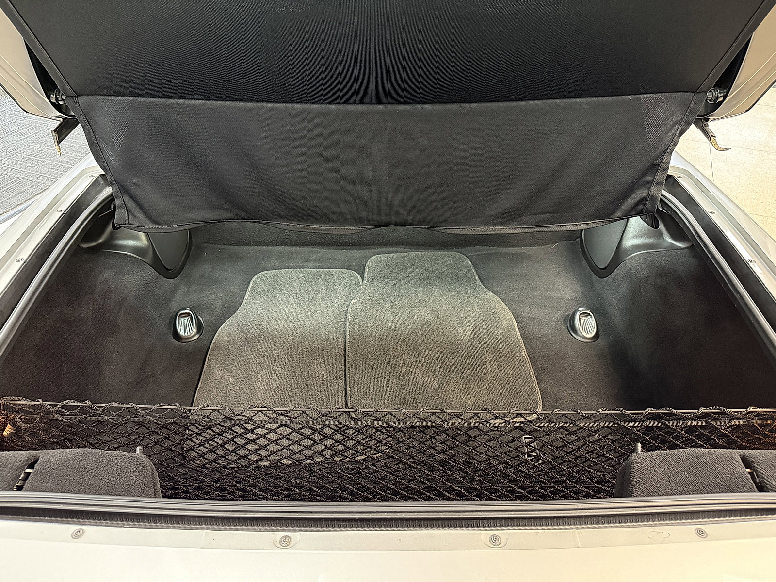 Used 2004 Chevrolet Corvette Coupe image 25