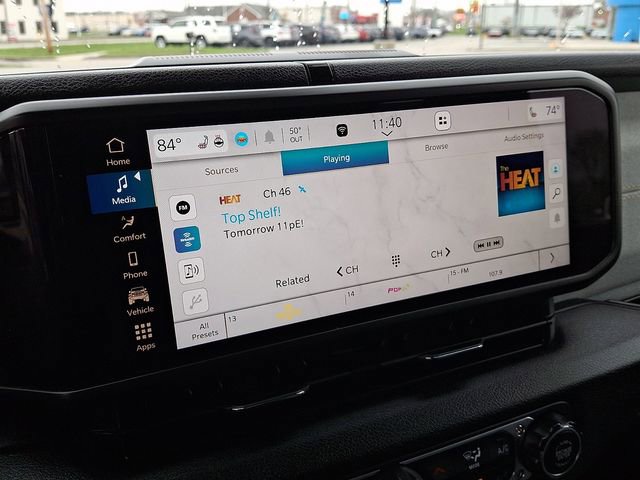 Used 2025 Jeep Wrangler Sport S image 3