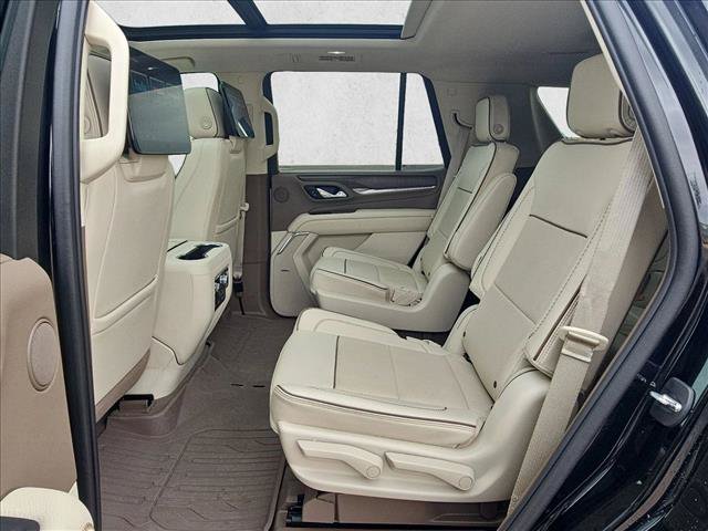 Used 2023 GMC Yukon Denali w/ Denali Reserve Package AWD/4WD image 28