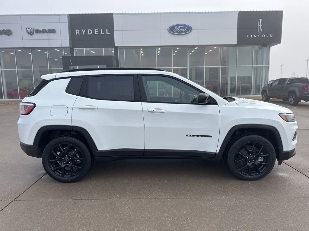 New 2026 Jeep Compass Latitude AWD/4WD image 2