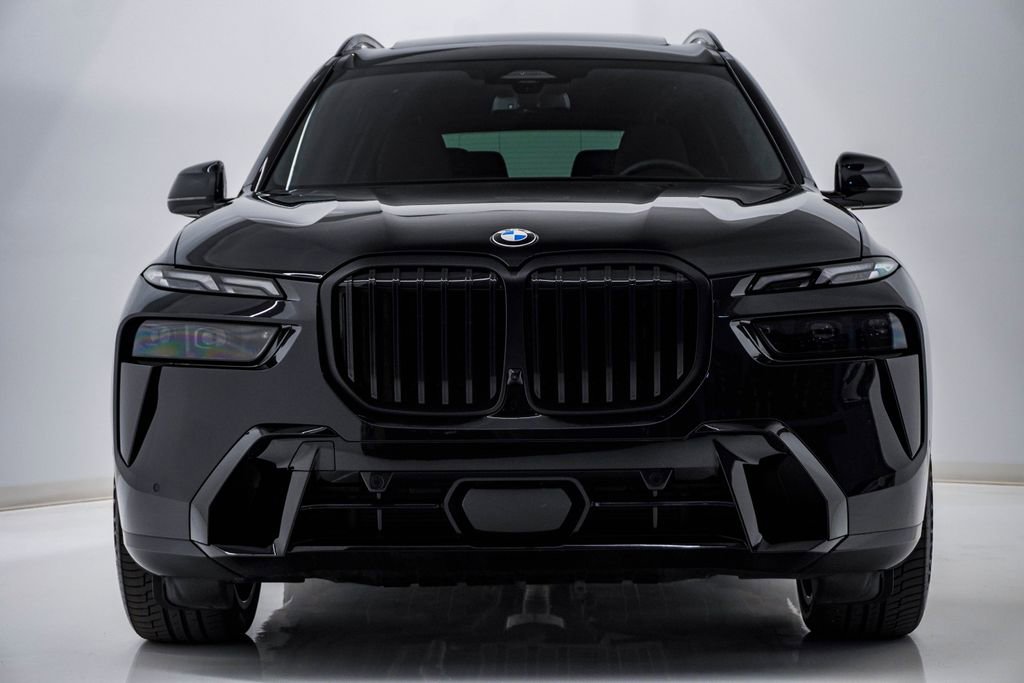 Used 2026 BMW X7 xDrive40i w/ M Sport Package AWD/4WD image 6