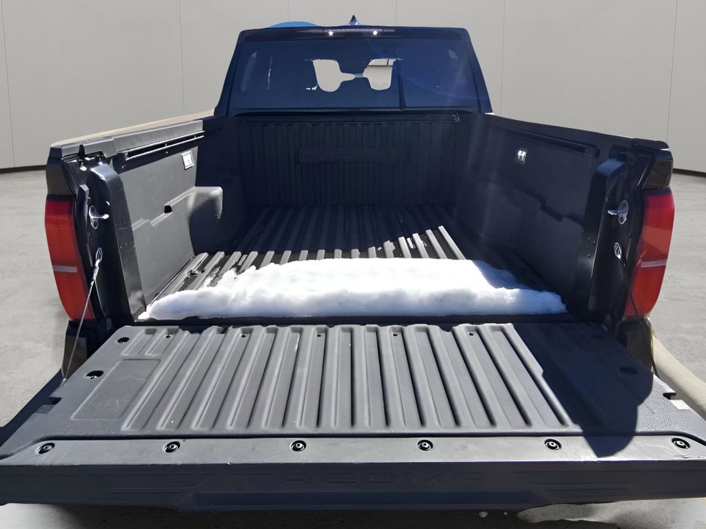 Used 2024 Toyota Tacoma TRD Off-Road image 11