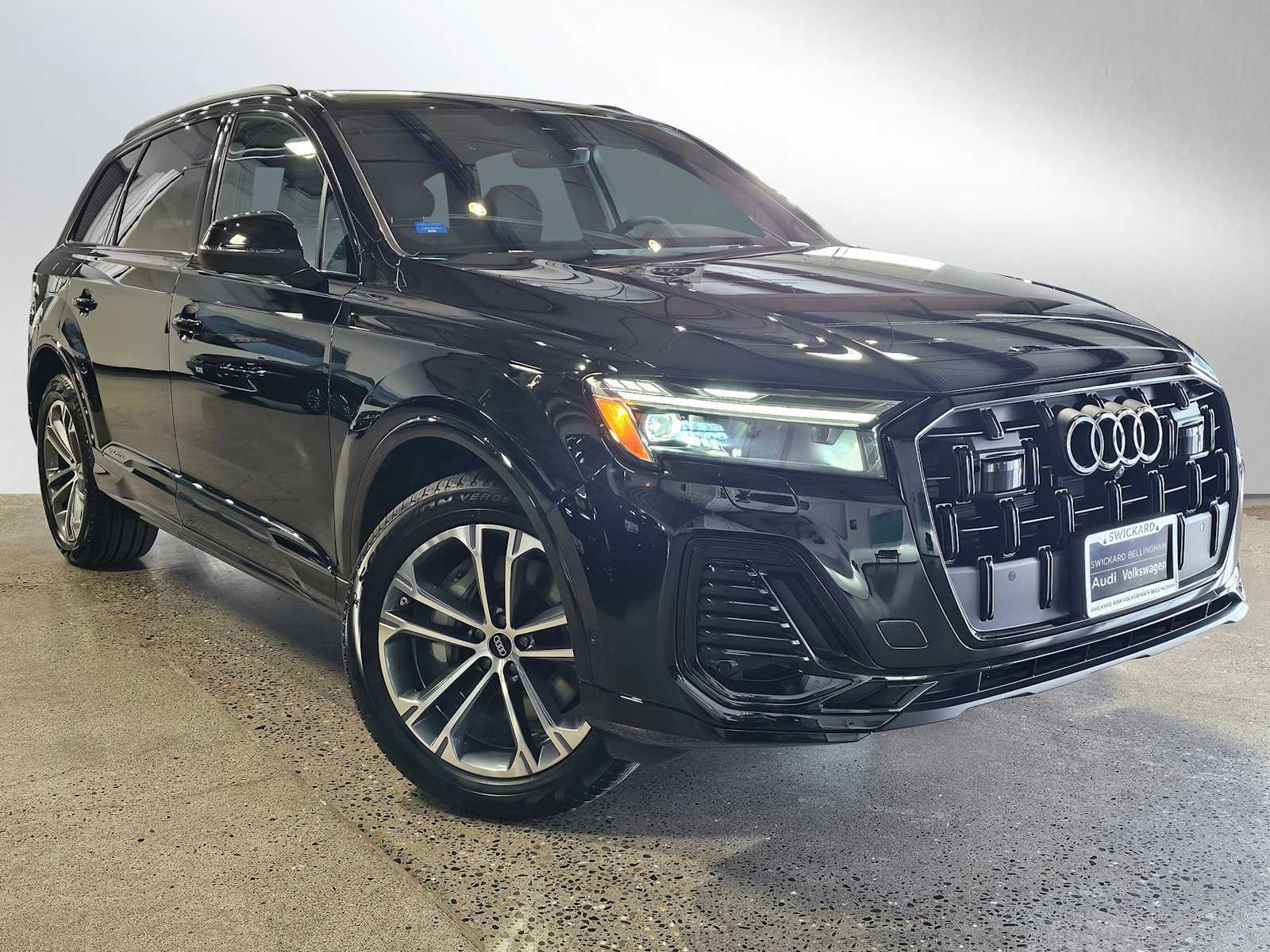 New 2026 Audi Q7 2.0T Premium AWD/4WD image 1
