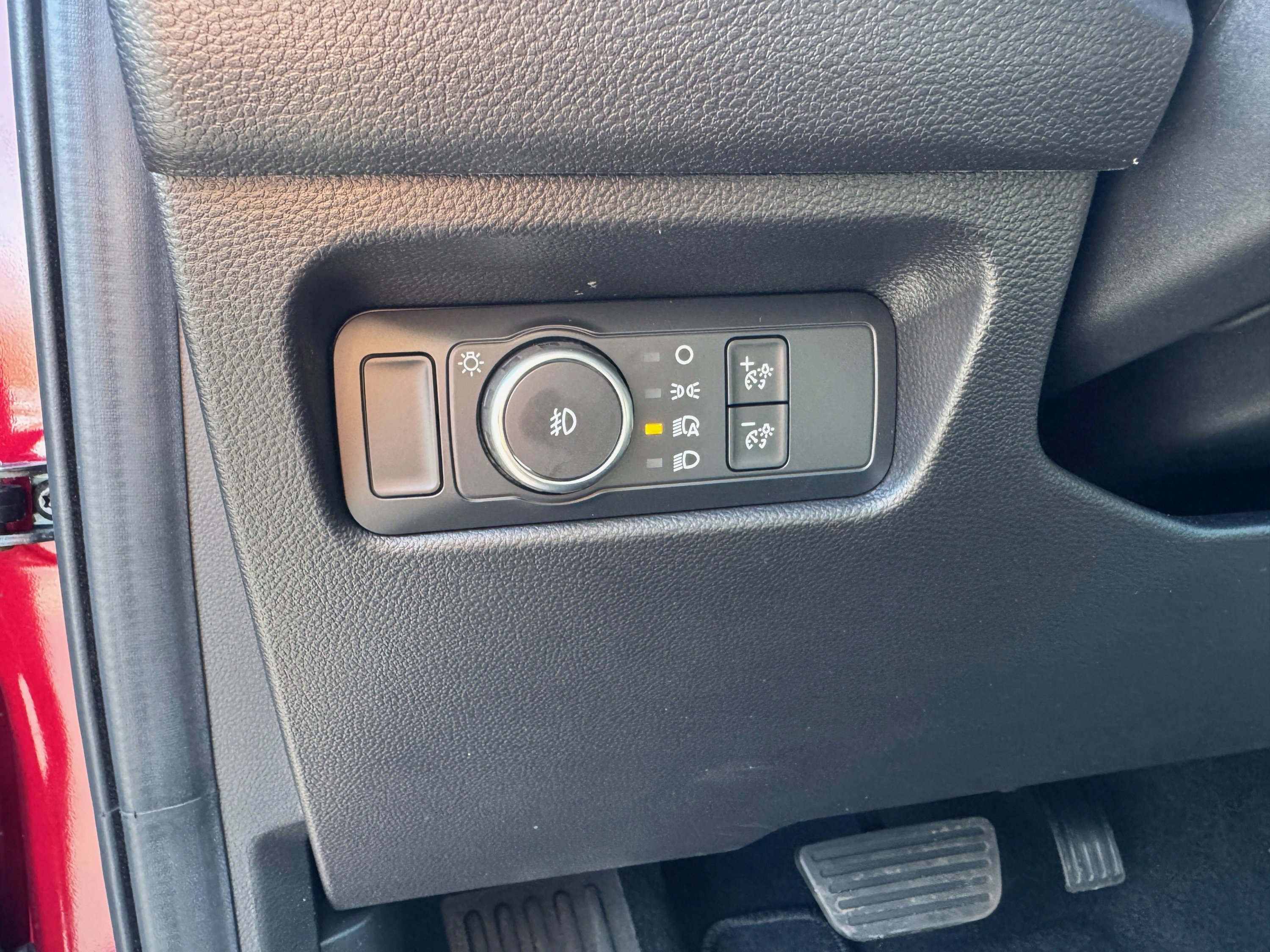 Used 2025 Ford Ranger XL image 11