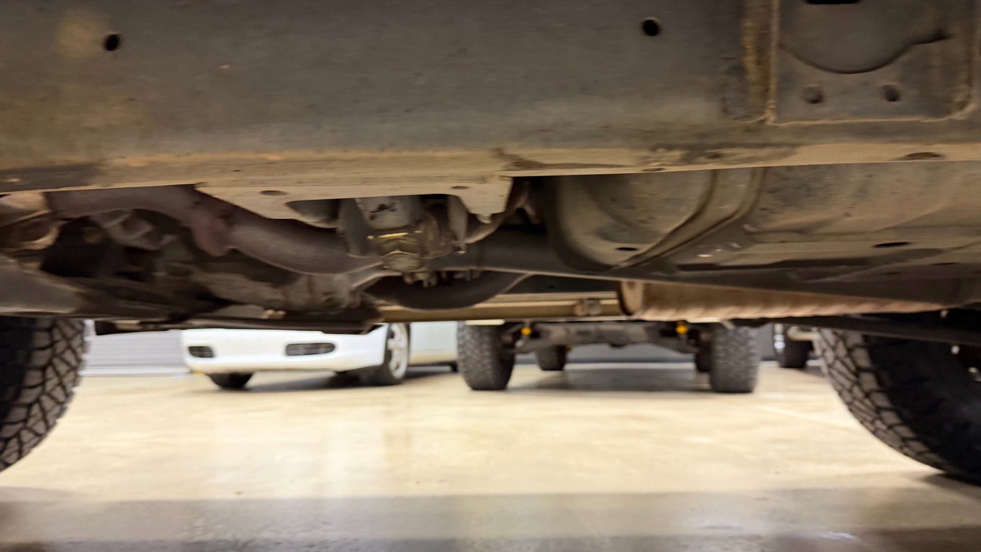Used 1999 Toyota Land Cruiser AWD/4WD image 23
