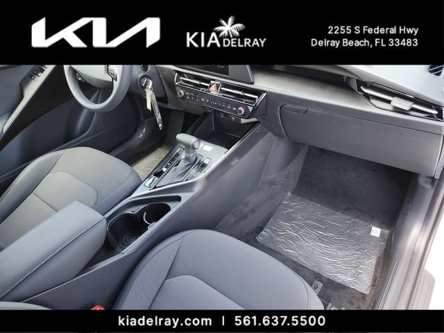 New 2026 Kia Niro LX FWD image 11