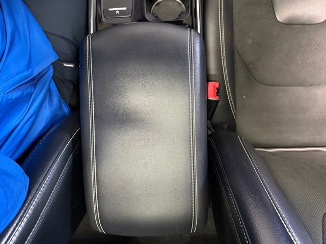 Used 2019 Ford Edge ST w/ Cold Weather Package AWD/4WD image 43