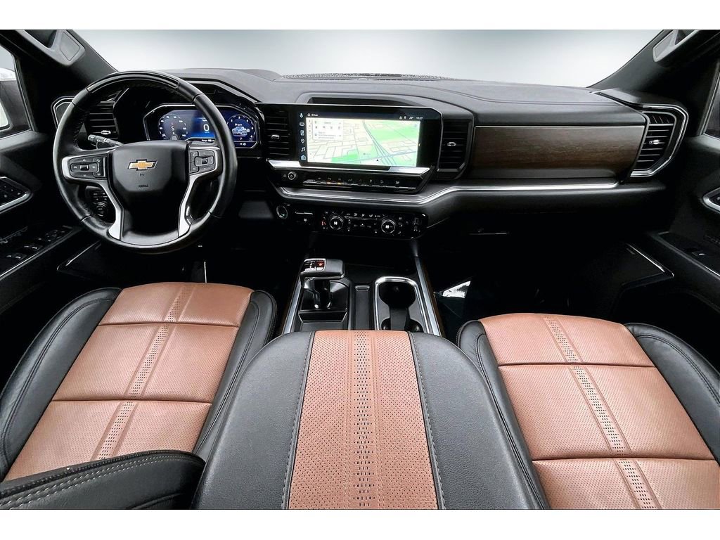 Used 2025 Chevrolet Silverado 1500 High Country w/ Technology Package image 8