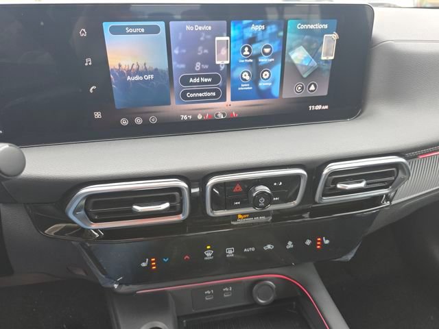 New 2026 Nissan Sentra SV image 7