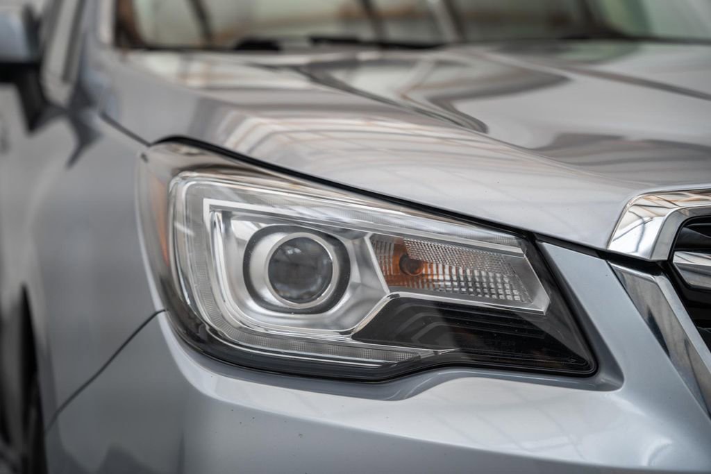 Used 2017 Subaru Forester 2.5i Limited AWD/4WD image 15