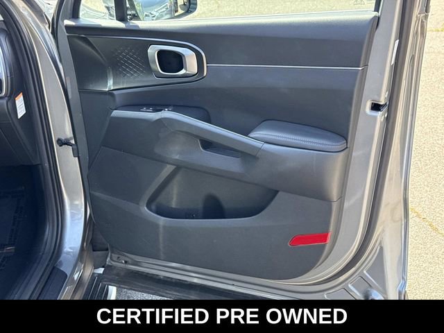 Used 2023 Kia Sorento EX AWD/4WD image 8
