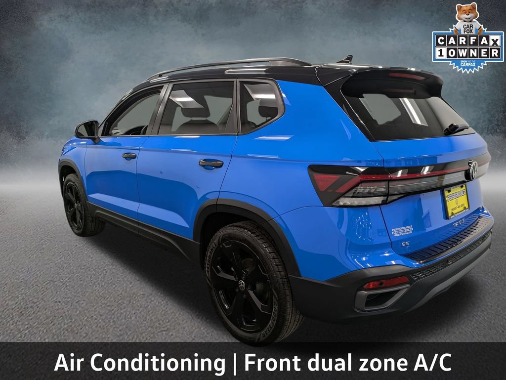 Used 2025 Volkswagen Taos SE AWD/4WD image 7