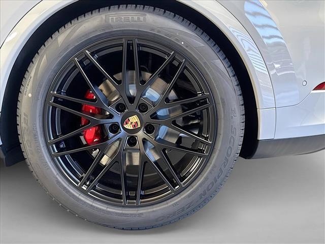 New 2026 Porsche Cayenne S AWD/4WD image 24