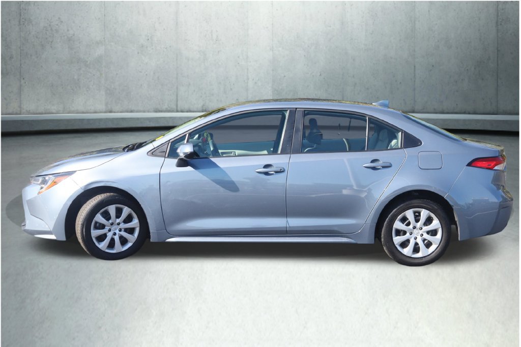 Used 2024 Toyota Corolla LE FWD image 17