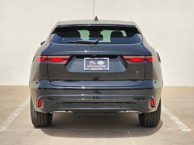Used 2026 Jaguar F-PACE R-Dynamic S image 6