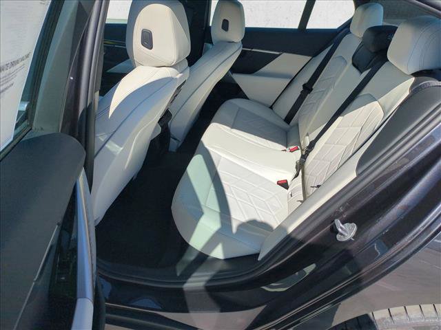 New 2027 BMW 530i RWD image 16