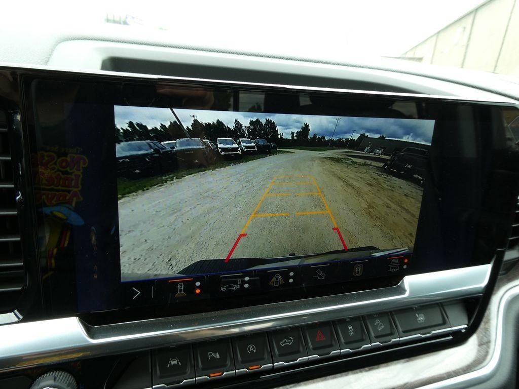 New 2026 Chevrolet Silverado 1500 LTZ w/ LTZ Premium Package AWD/4WD image 34