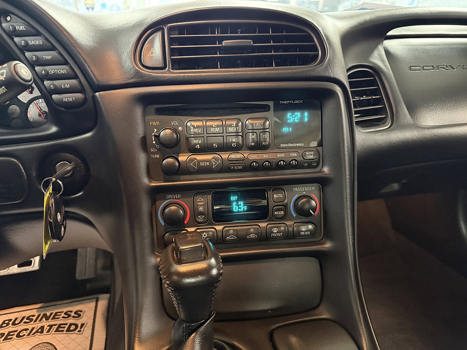 Used 2004 Chevrolet Corvette Coupe image 21