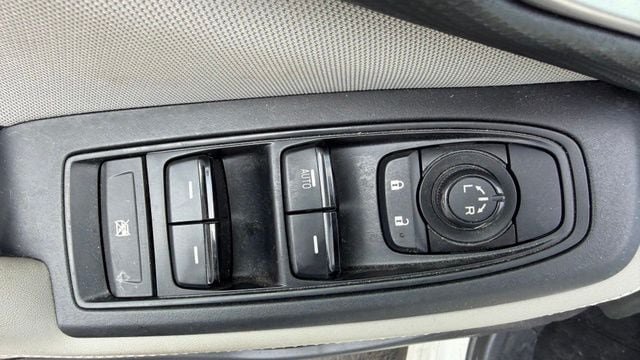 Used 2024 Subaru Forester AWD/4WD image 20