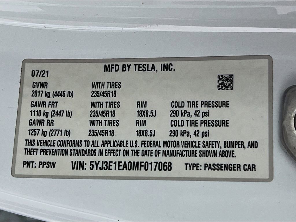 Used 2021 Tesla Model 3 Standard Range Plus image 28