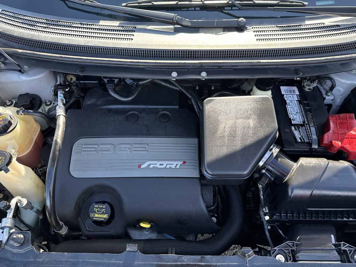 Used 2013 Ford Edge Sport w/ Driver Entry Pkg FWD image 39