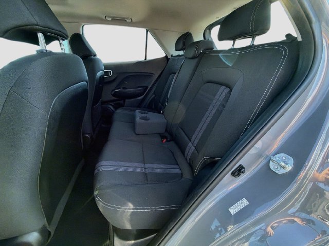 Used 2023 Hyundai Venue SEL FWD image 23