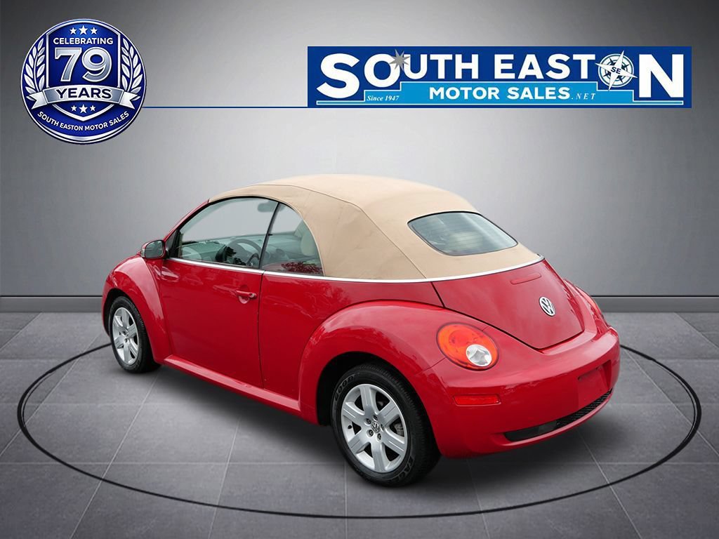 Used 2007 Volkswagen Beetle Convertible w/ Package 1 FWD image 5
