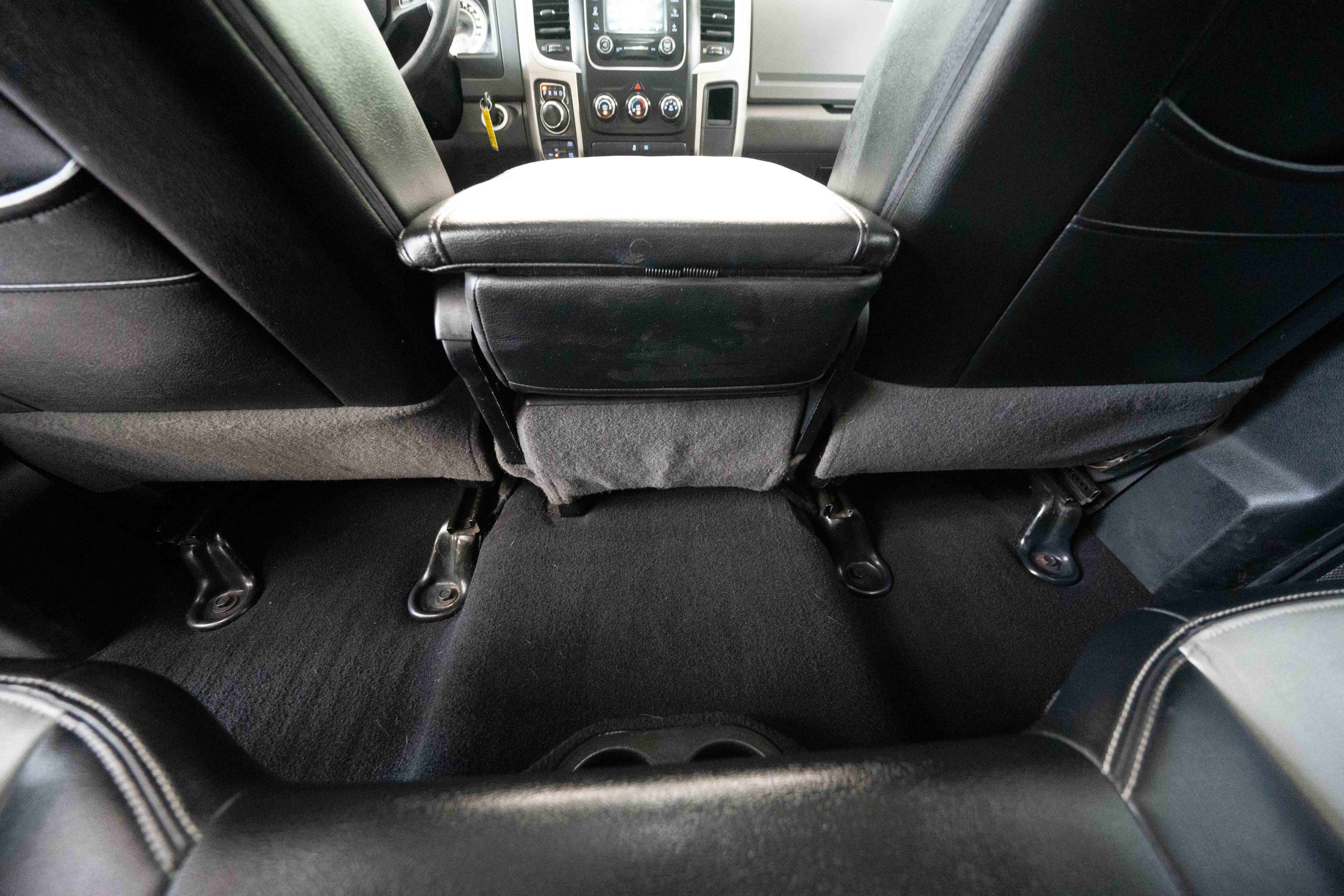Used 2014 RAM 1500 Classic SLT AWD/4WD image 21