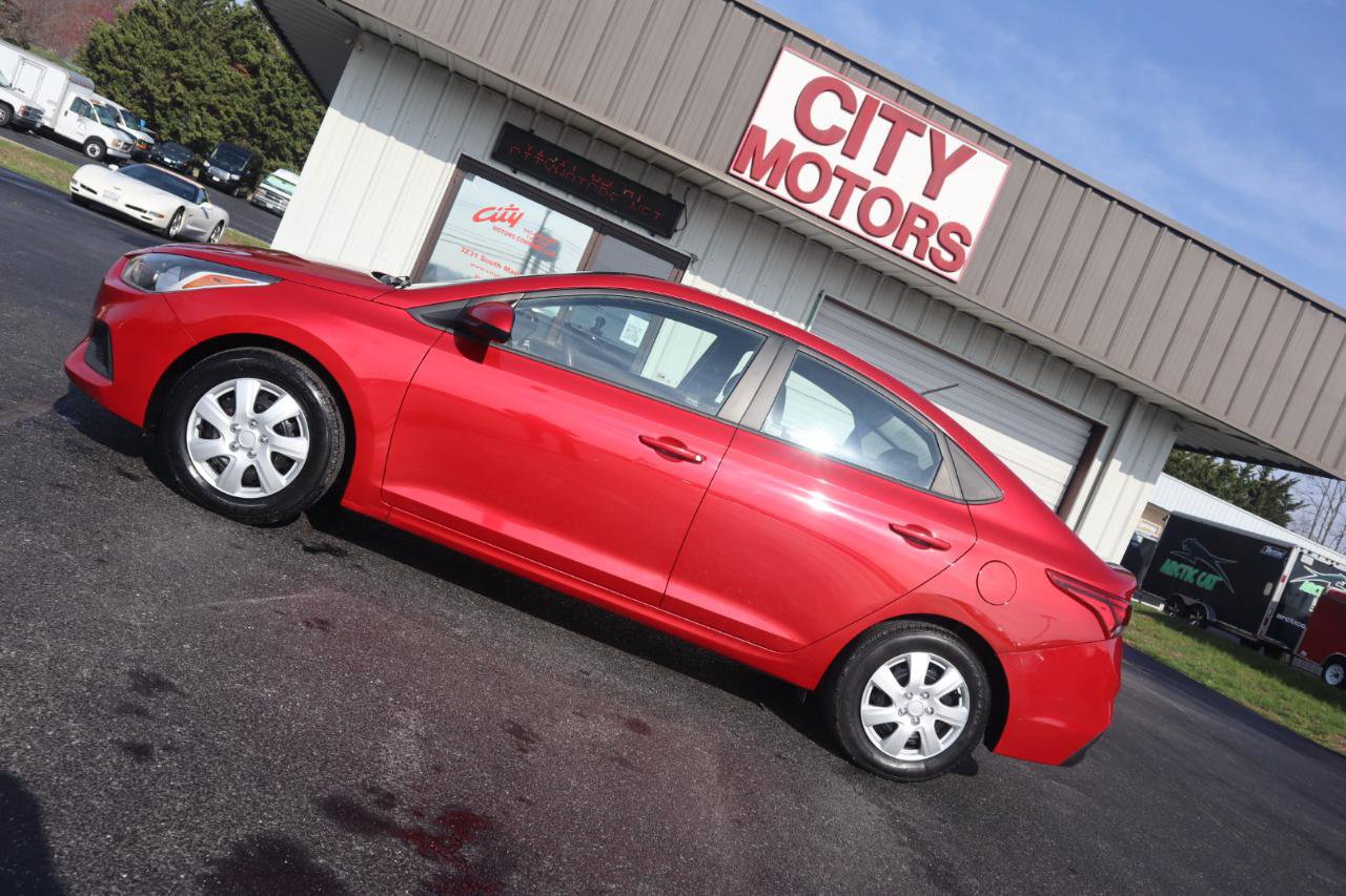 Used 2021 Hyundai Accent SE image 14