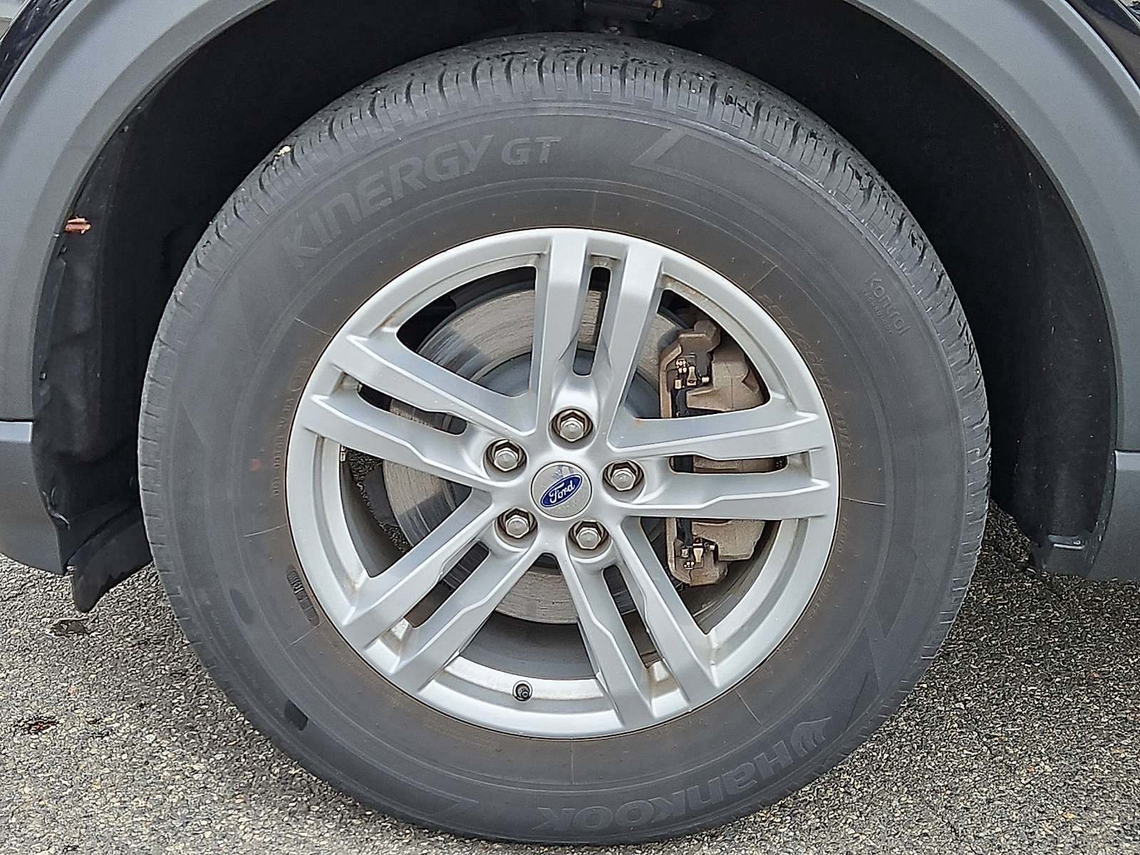 Certified 2022 Ford Explorer XLT w/ Equipment Group 202A image 8