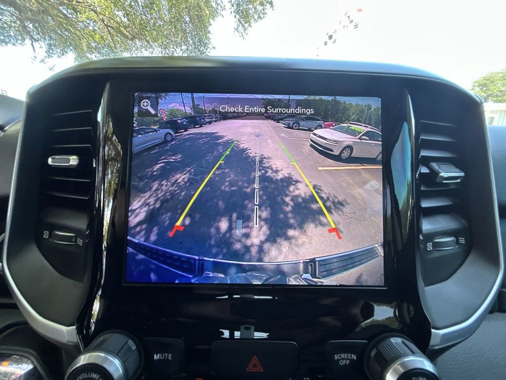 Used 2020 RAM 1500 Big Horn AWD/4WD image 18
