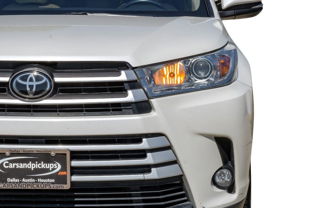 Used 2018 Toyota Highlander XLE FWD image 50