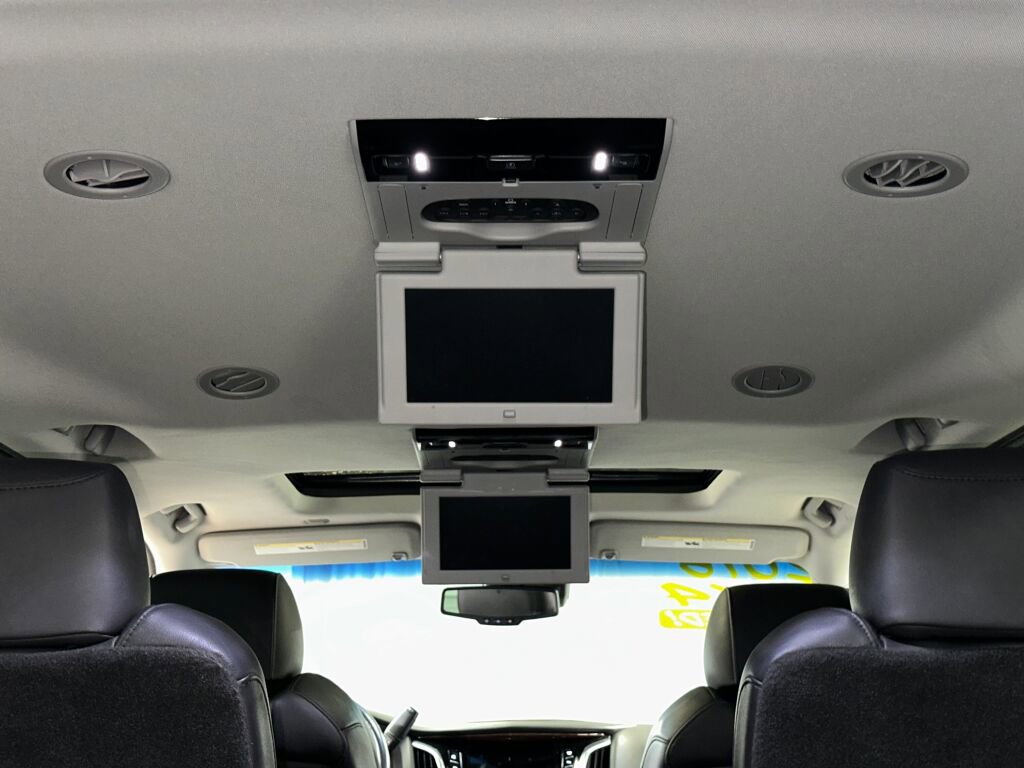 Used 2016 Cadillac Escalade ESV Luxury image 26