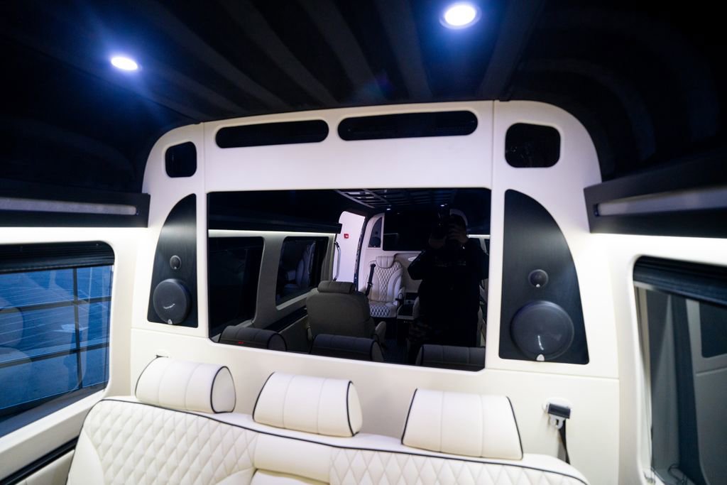 Used 2019 Mercedes-Benz Sprinter 170 image 33