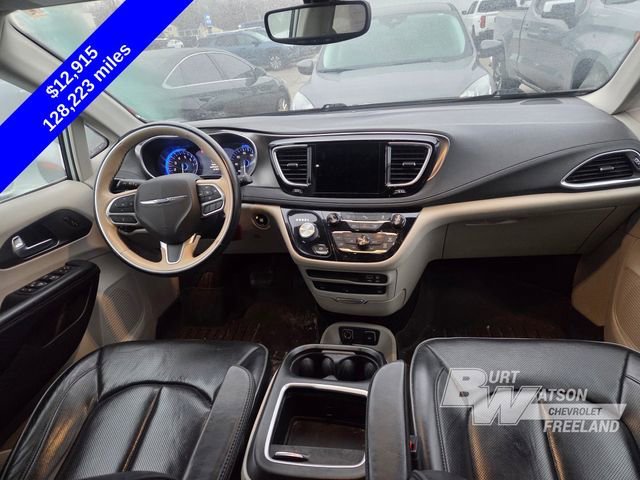 Used 2018 Chrysler Pacifica Limited w/ Tire & Wheel Group image 21