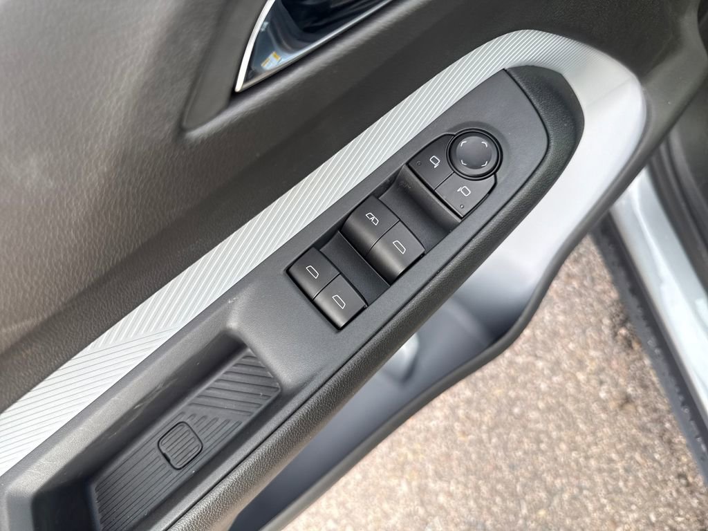 New 2027 Chevrolet Bolt RS w/ Technology Package image 11