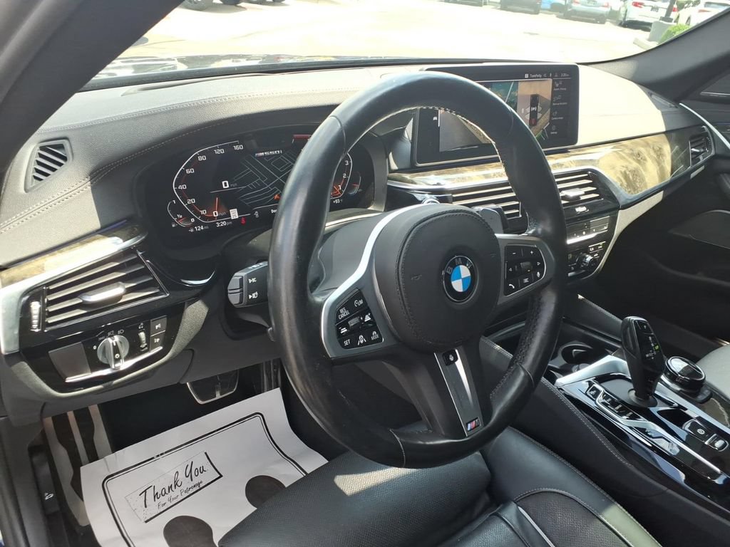 Used 2021 BMW M550i xDrive w/ Executive Package AWD/4WD image 16