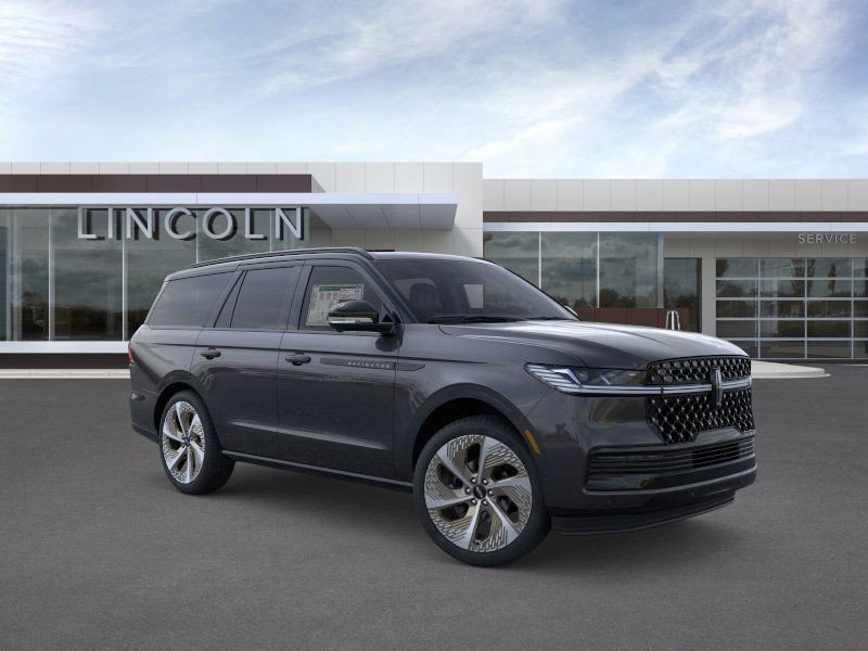 New 2026 Lincoln Navigator Black Label w/ Black Label Special Edition image 7