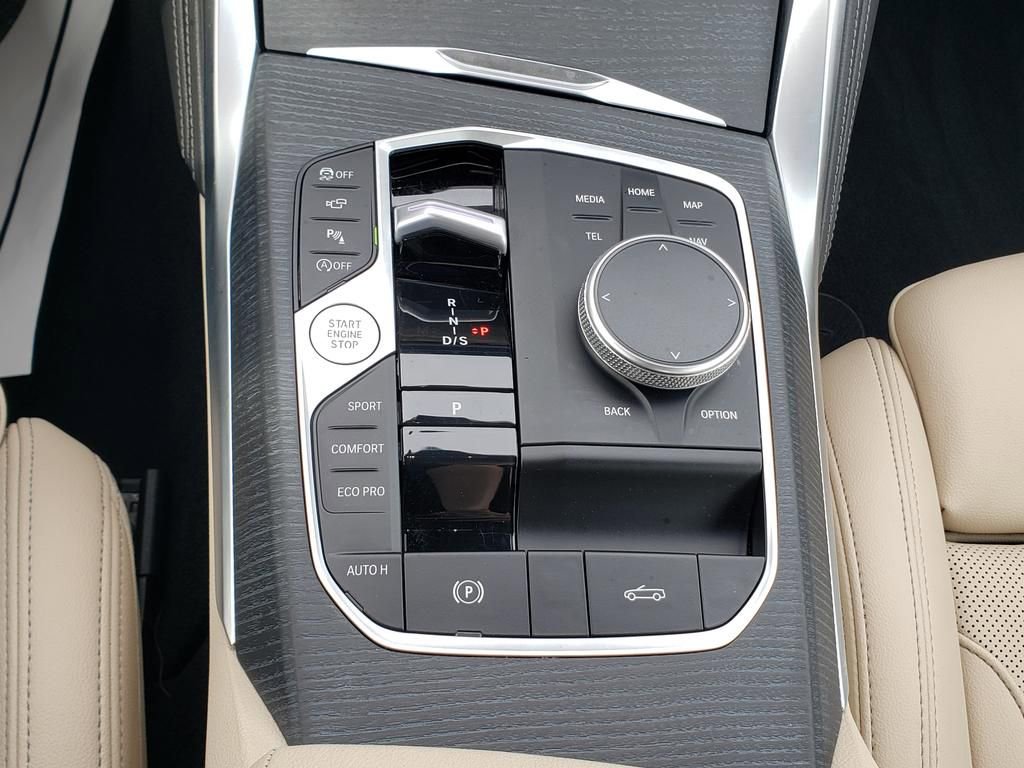 Certified 2025 BMW 440i xDrive Convertible w/ Premium Package image 25