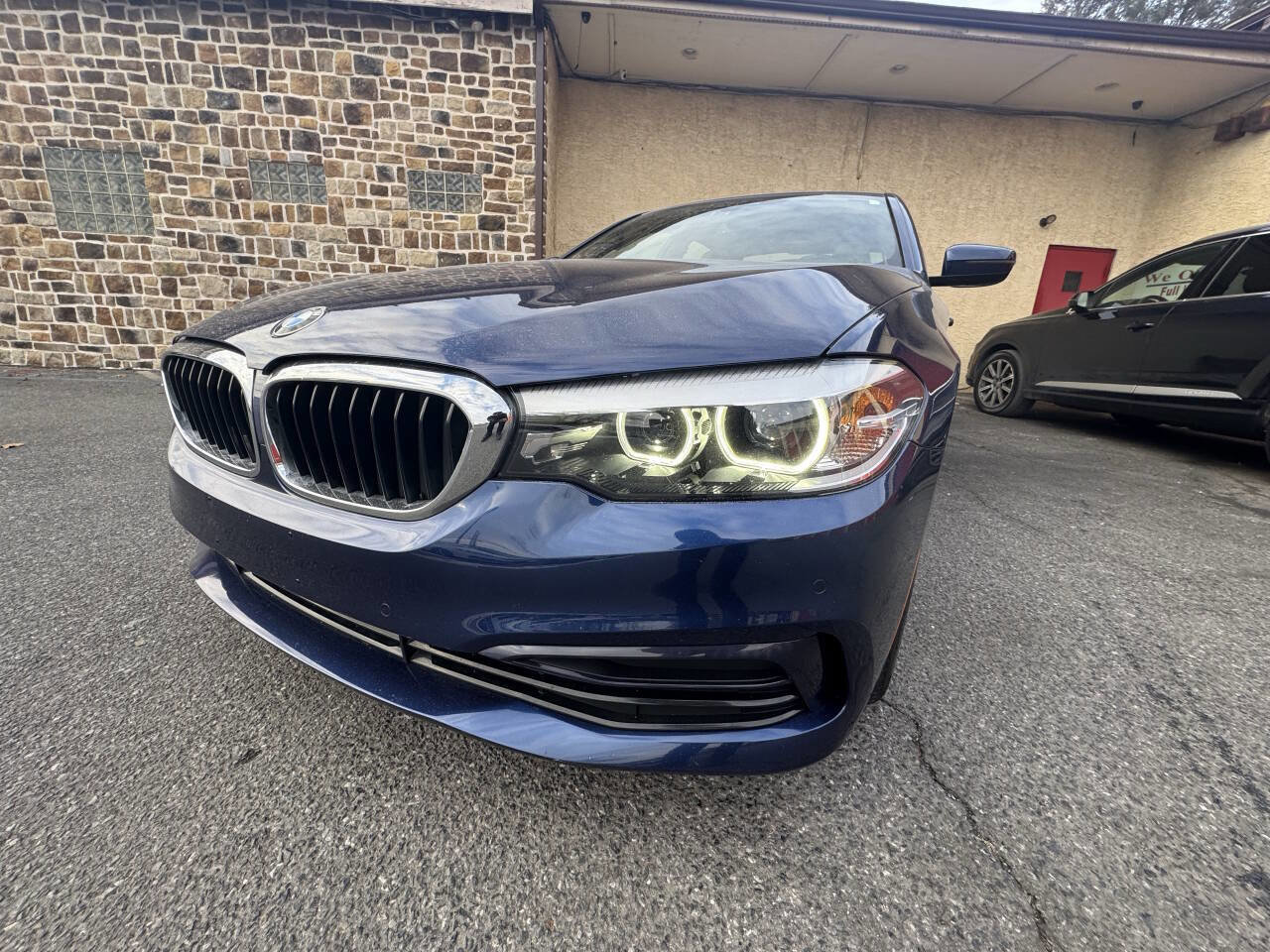 Used 2019 BMW 530i xDrive image 12