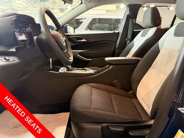 Used 2024 Chevrolet Trax LS w/ LS Convenience Package FWD image 8