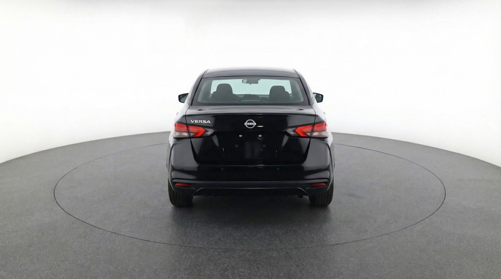 Used 2025 Nissan Versa SV image 7