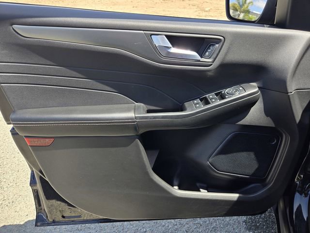 Used 2024 Ford Escape SE FWD image 17