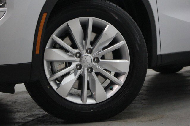 New 2026 Mitsubishi Outlander ES image 3