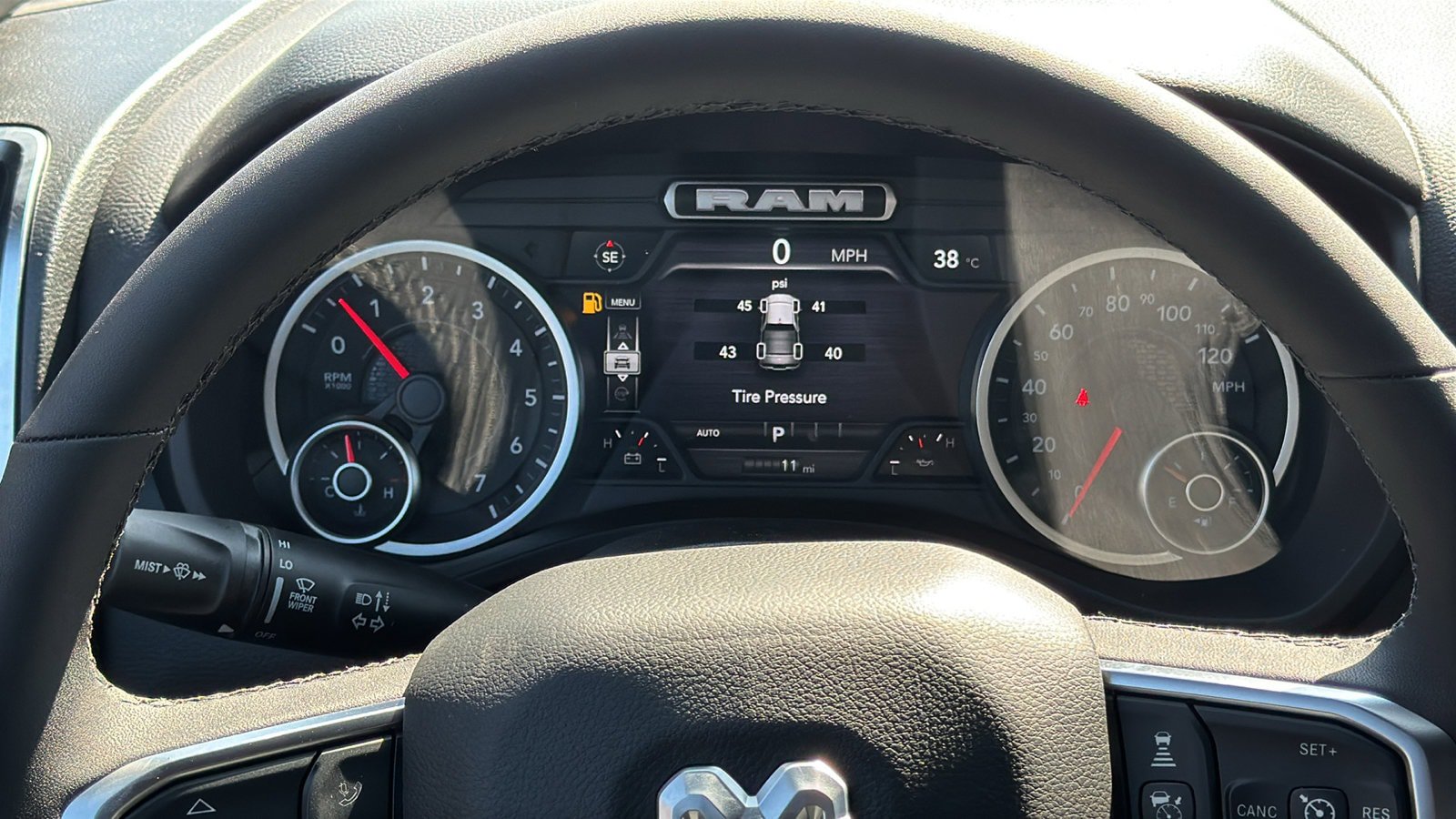 New 2026 RAM 1500 Big Horn AWD/4WD image 24