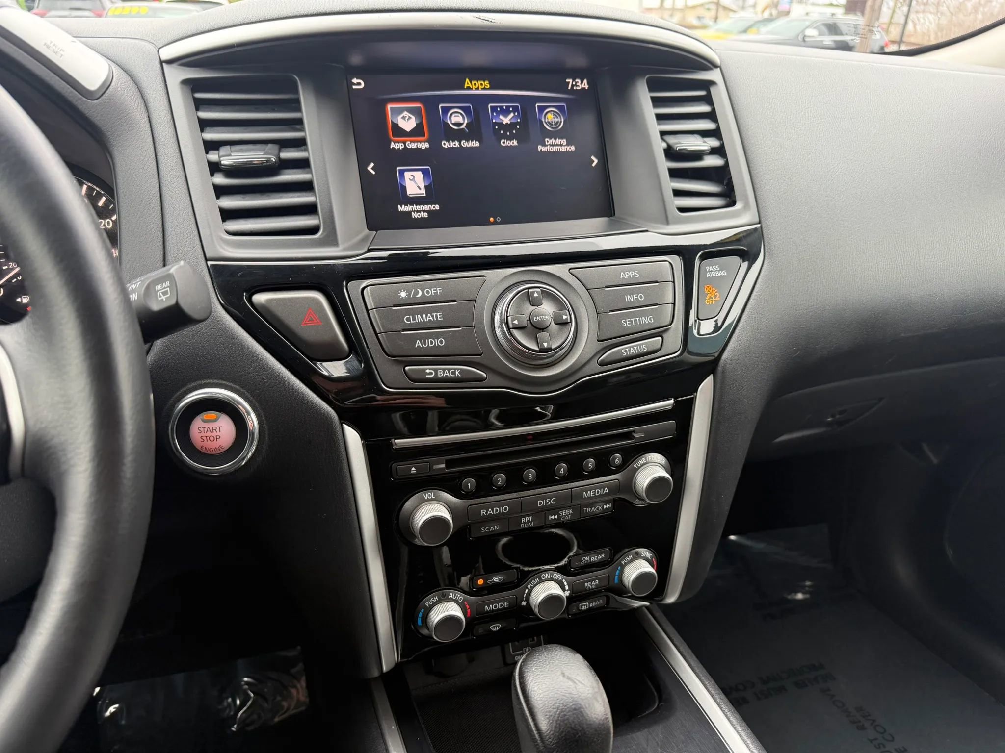 Used 2019 Nissan Pathfinder SV AWD/4WD image 18