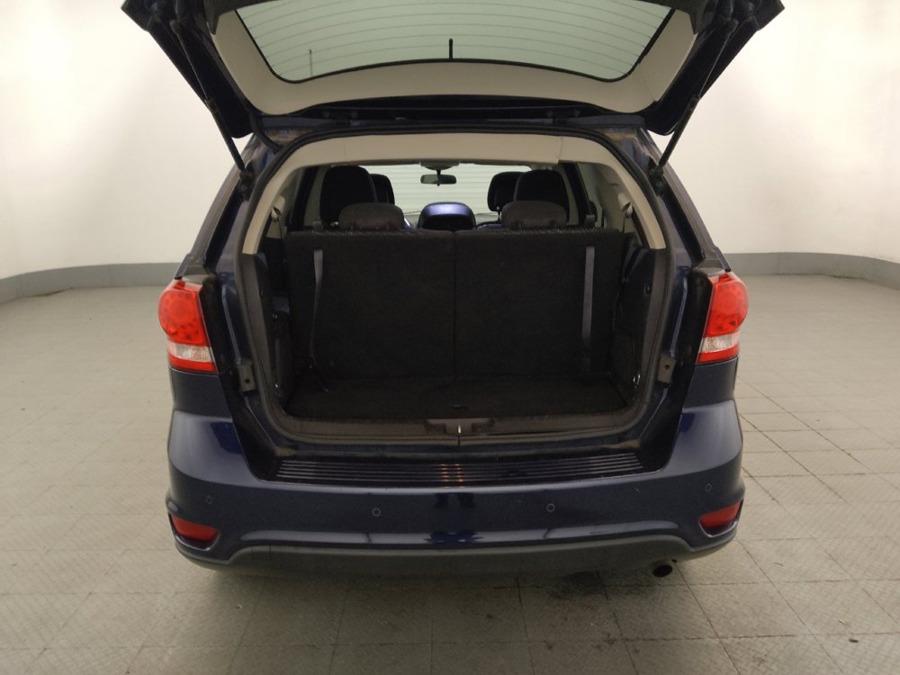 Used 2017 Dodge Journey SXT FWD image 29